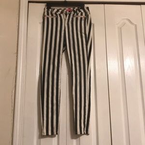 TINSELTOWN Striped Jeans